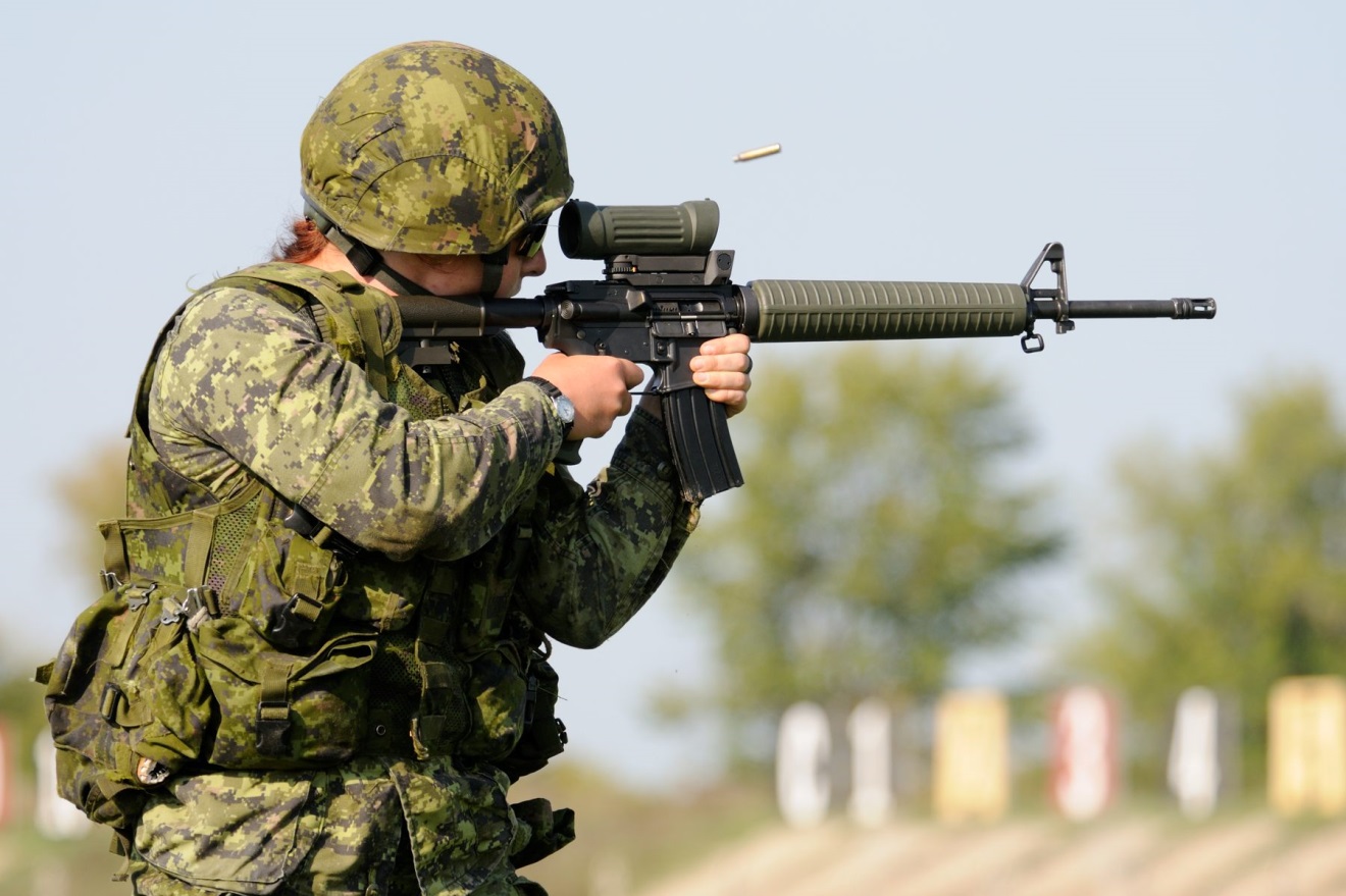 Sergeant Tatyana Danylyshyn  competing at the 2012 Canadian Armed Forces Small Arms Concentration